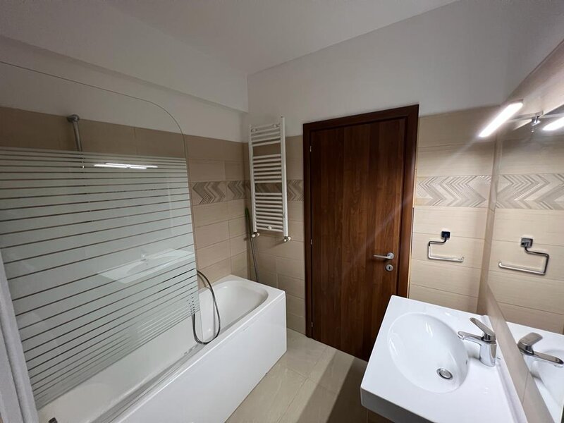 Calarasi, Vatra Luminoasa, Matei Voievod, 2 camere bloc 2016